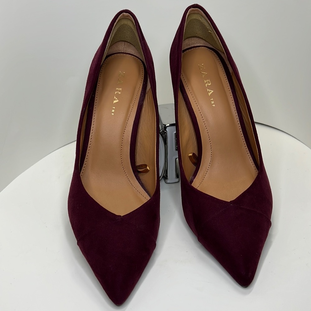 Zara Burgundy velvet heels size 37 or 6.5